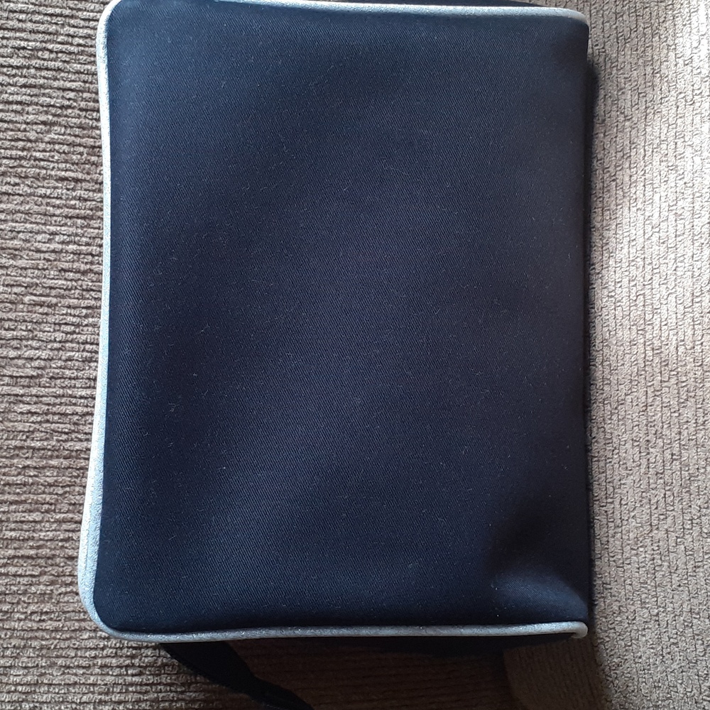 Chanel Black Parfums Cosmetics Pouch - Picture 2 of 6
